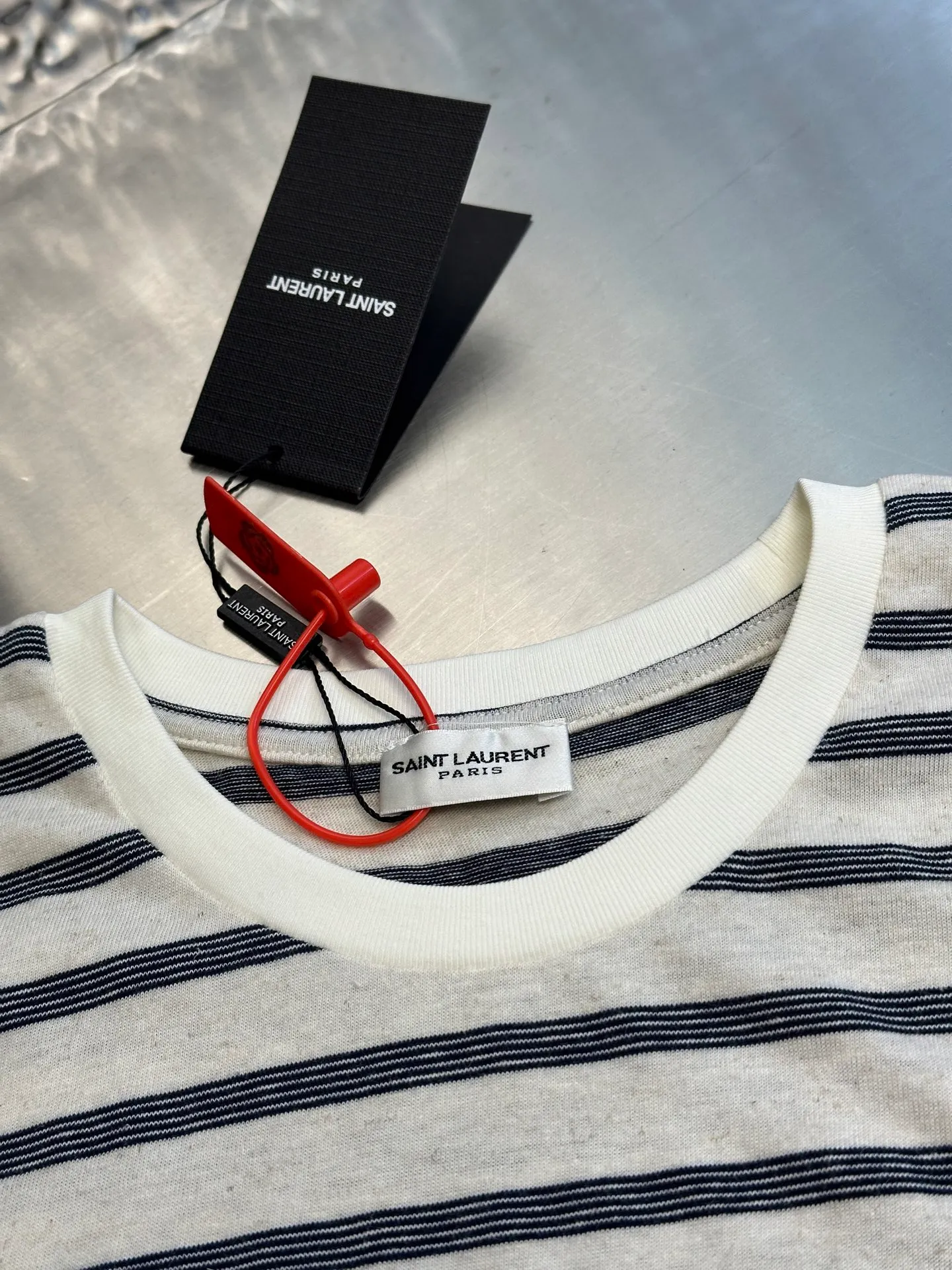 Saint Laurent ， Cream White， 。 YSL ， 。 ， ， YSL size：s m l xl